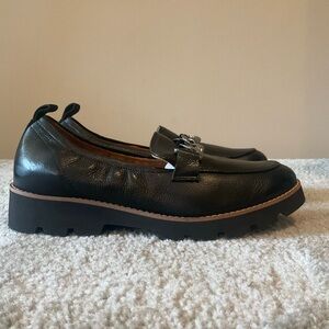 Vionic Black Leather Loafers